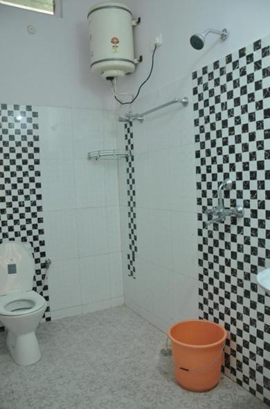 Hotel Kiran Palace 바라나시 객실 사진